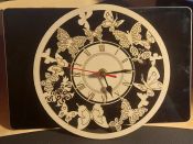 Horloge papillons